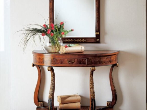 كونسول بني فاخر ملكي