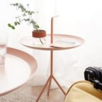 طاولات معدنية كلاسيكي بلون وردي - الصورة 3