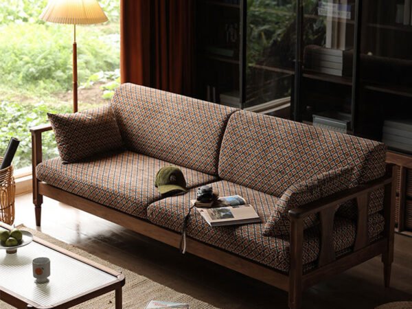 كنب خشب بني