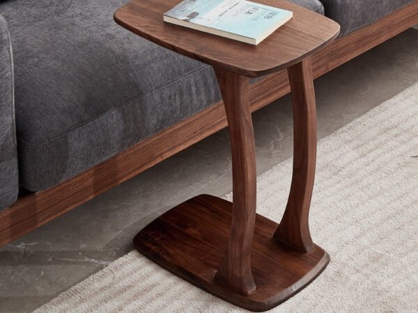 طاولة خدمة شيك