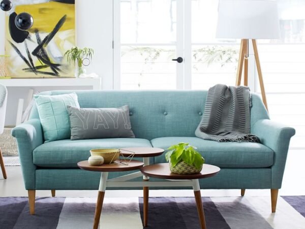 كنبة مريحة بتصميم حديث ومريح