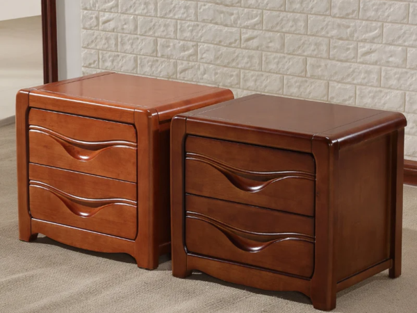 طاولة سرير خشب​