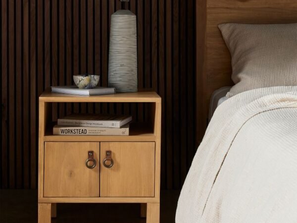 كومدينة سرير