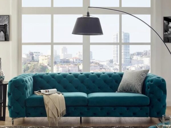 كنبة مخملية ثلاثية