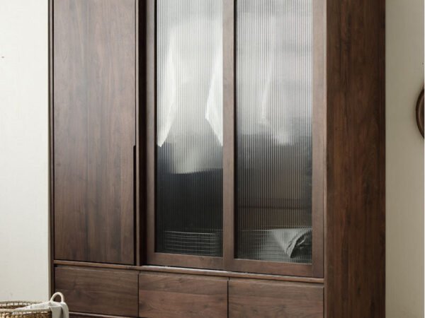 دولاب ملابس بتصميم الشكل الياباني