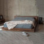 سرير بتصميم منخفض