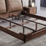 ⁦سرير بتصميم عريق⁩ - الصورة ⁦3⁩