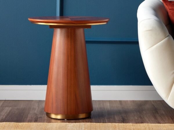 طاولة جانبية بتصميم عصري وجودة فائقة