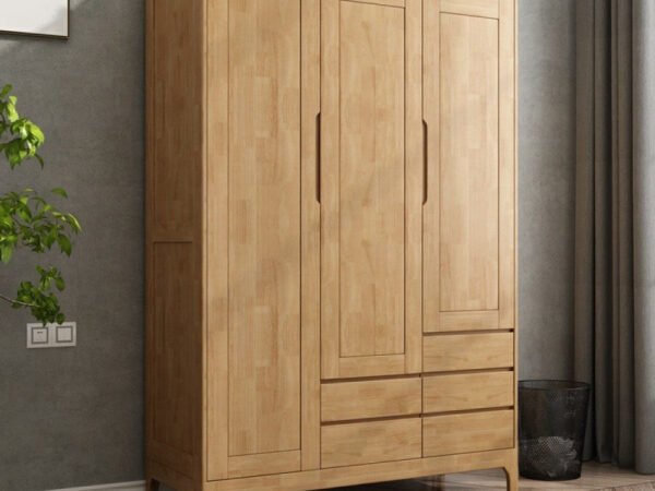 دولاب ملابس خشبي بتصميم عتيق