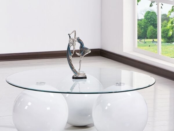 ترابيزة قهوة مودرن بتصميم ثلاث كرات 