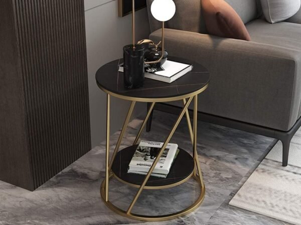 طاولة جانبية أنيقة