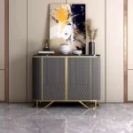 ⁦طاولة كونسول مزخرفة بقاعدة معدنية وسطح رخام⁩ - الصورة ⁦8⁩