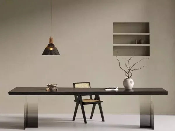 طاولة مكتب للاجتماعات