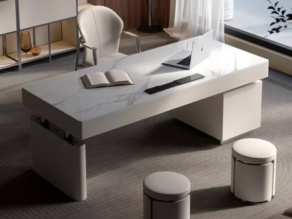 مكتب استثنائي بتفاصيل فخمة