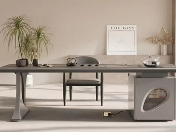 مكتب متعدد المزايا بتصميم فخم