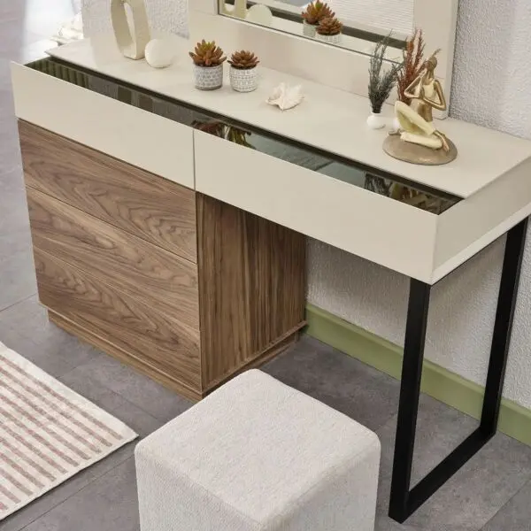 طقم غرفة نوم كاملة بتصميم بسيط